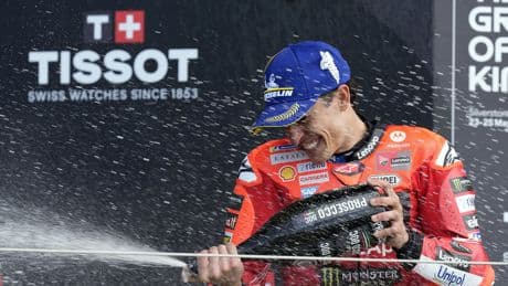 La increíble remontada de Marc Márquez en el manicomio de Silverstone