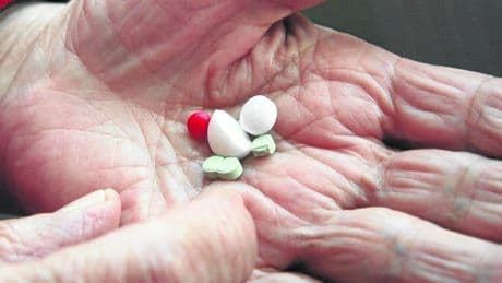 Siete personas al día sufren una reacción adversa a un medicamento