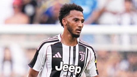 &quot;Kelly, occhi sul difensore Juve: un club di Premier League ci pensa&quot;