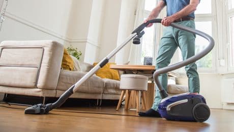 Haushalts-Expertin verrät: Mit 3 Tipps gelingt der Frühjahrsputz schnell
