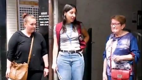 Un cambio de propietario en una vivienda en Sants deja a Pepi, con 80 años, en la calle pese a pagar alquiler