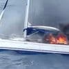 KIJK. Nederlander en Fransman steken “cocaïnezeilboot” in brand als politie hen betrapt voor kust van Tenerife