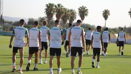 La plantilla del Córdoba CF toma profundidad para aspirar a otras cotas