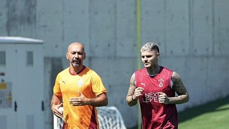 Galatasaray'da Icardi sahaya indi!