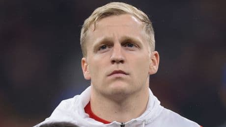 Van de Beek vijf maanden uitgeschakeld na hieloperatie