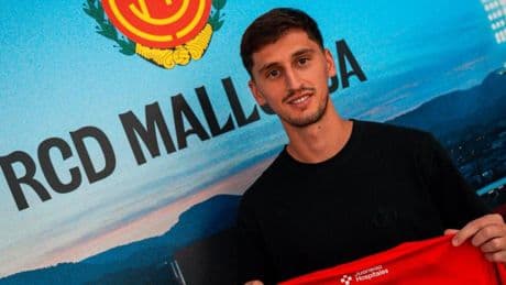 Kumbulla llega cedido al Mallorca procedente de la Roma