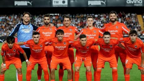 Sólo dos de los 12 fichajes de los dos veranos pasados de la Real jugaron algo, y como suplentes, en Mestalla