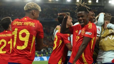 ¡Lamine Yamal alimenta las especulaciones con un guiño a Nico Williams en clave Barça!