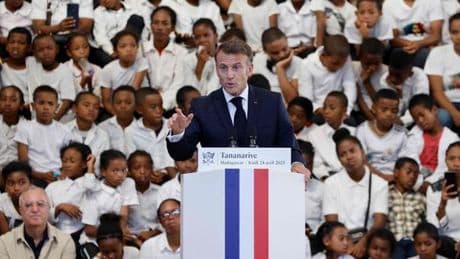 A Madagascar, Emmanuel Macron annonce la création d’une commission mixte d’historiens sur les « atrocités » commises pendant l’insurrection de 1947