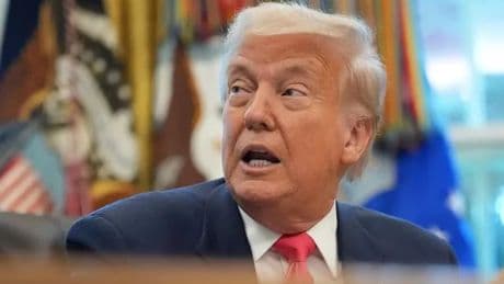 Donald Trump 'glitches' as he speaks in Oval Office ahead of Putin summit
