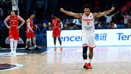 Turquía se impone a Polonia con autoridad (91-77) y ya está en las semifinales del Eurobasket