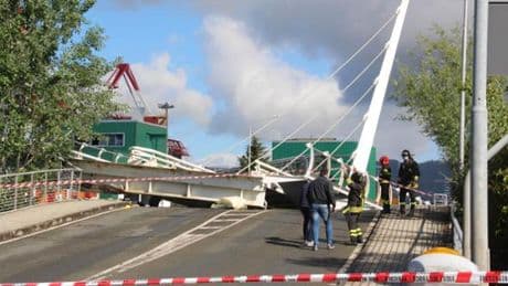 Crollo del ponte mobile di Pagliari alla Spezia, la pm: “Processate tutti gli imputati”