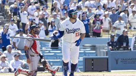 Max Muncy drives in seven runs off two homers in Dodgers' win over Nationals