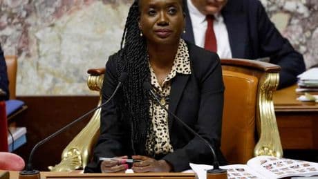 Nadège Abomangoli, vice-présidente de l’Assemblée, porte plainte pour propos racistes et sexistes