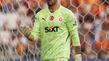 Günay Güvenç kalede güven veriyor!