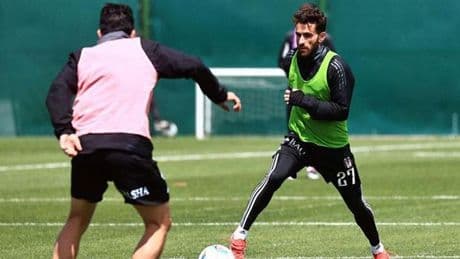 Beşiktaş'ta Fenerbahçe maçı öncesi 2 eksikle çalıştı