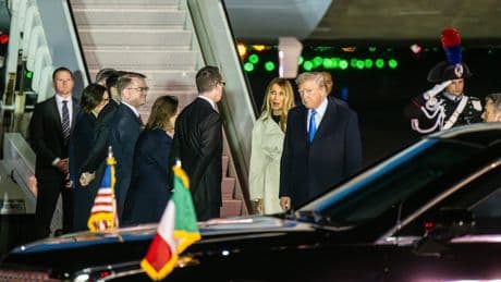Trump verspricht bei Landung in Rom - Russland und Ukraine „sehr nah an einem Deal“