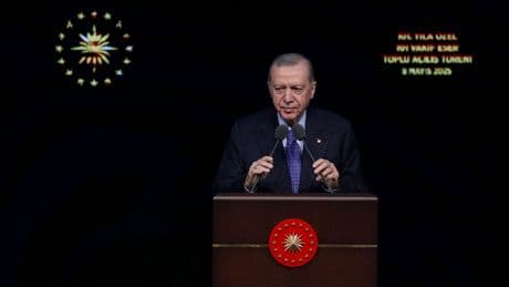 Erdoğan: Evliliğin kolaylaştırılması, teşvik edilmesi gerekiyor
