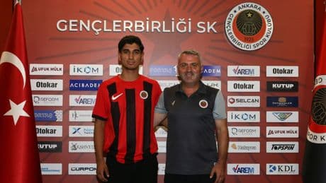 Gençlerbirliği, Seyfi Toprak Kıskanç ile profesyonel kontrat imzaladı