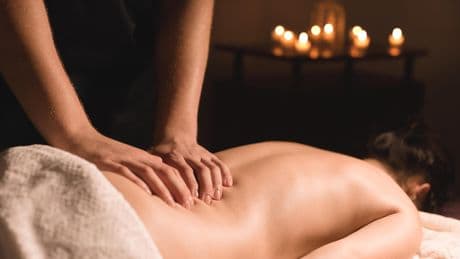 Masseur (49) uit Aa en Hunze opgepakt voor mogelijk seksueel misbruik klanten