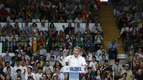Feijóo pedirá la comparecencia de Sánchez en el Congreso para que se "retraten" sus aliados: "Si lo siguen apoyando, serán sus encubridores"