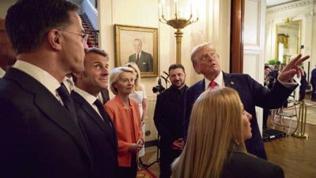 Guerre en Ukraine : à Washington, Trump et les Européens buttent encore sur les concessions territoriales et les garanties de sécurité
