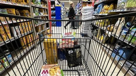 L'inflation remonte légèrement en juin et atteint 0,9% sur un an, selon l'Insee