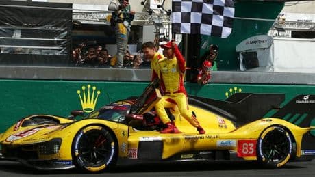 Ferrari, terzo trionfo di fila a Le Mans: vince il team giallo di Kubica!