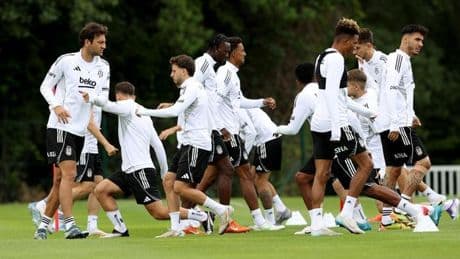 Beşiktaş, hazırlık maçı sonrası antrenmanlarını sürdürdü