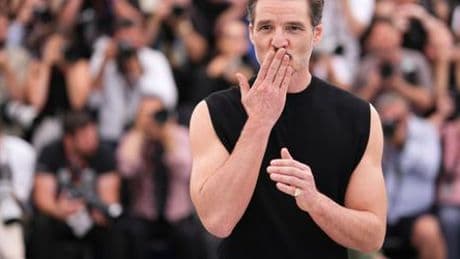 Pedro Pascal: Schauspieler musste seinen Frieden mit dem »Bullshit«-Meilenstein 50 machen