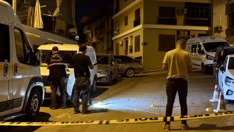 İzmir'de çıkan silahlı kavgada 1 kişi öldü