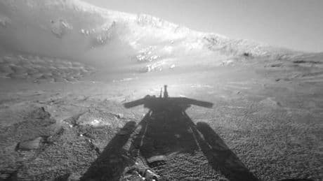 Antes de morir, un róver de la NASA en Marte mandó un mensaje inquietante: "Es de noche durante el día"