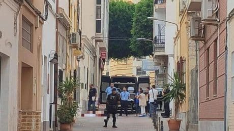 Mata a puñaladas a su padre en el barrio de la Plaza de Toros de Almería