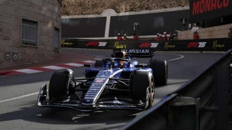 Sainz, con deberes y lo "típico de Mónaco" que le mete en problemas