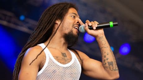 BBC müzik direktörü Glastonbury'deki İsrail protestosu nedeniyle istifa etti
