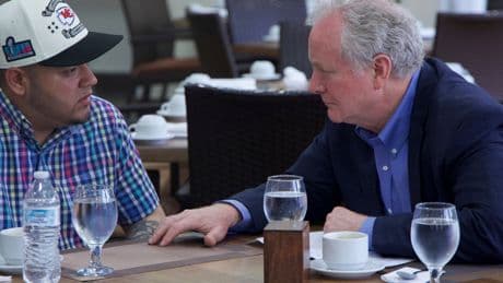Senator Visits Wrongly Deported Man, and Trump’s ‘Kill List’ for Regulations