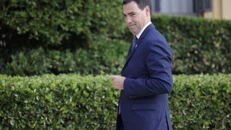 Pradales eleva a la Conferencia de Presidentes la petición para que el euskera sea mérito en el MIR