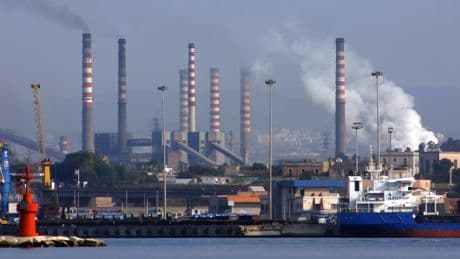 Via libera del Senato al decreto ex Ilva. Finanziamenti e Cig: ecco le misure per le aziende in crisi