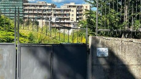 Villa Giulietta a Savona, la lite tra vicini degenera e finisce in tribunale