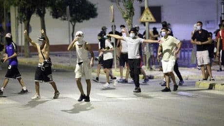 El despliegue policial apacigua Torre Pacheco donde hay seis detenidos por la caza de migrantes y dos por agredir a un vecino