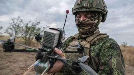 Ukraine-Krieg: Ukraine präsentiert resiliente Drohne