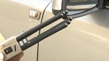 Milano, crescono i furti d'auto con lo jammer. Come funziona il disturbatore di frequenza