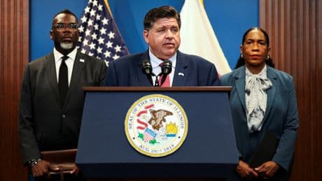 Chicago face à la menace de Trump : le maire et le gouverneur montent au créneau
