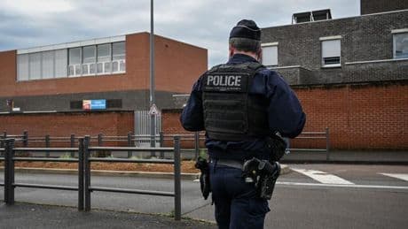 France: une surveillante tuée à coup de couteau par un collégien en Haute-Marne