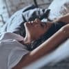 De ‘princess treatment’, maar dan in bed? Seksuologe legt uit waarom vrouwen het zo sexy vinden: “Ze willen juist gestraft worden”