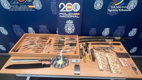 Golpe a las 'pateras taxi' tras caer un grupo criminal argelino oculto en Alicante que transportaba migrantes y droga