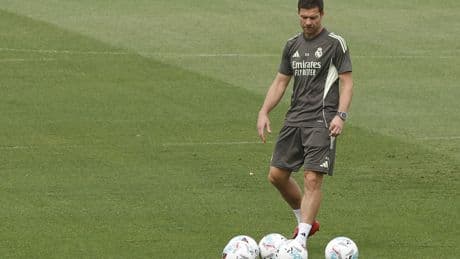 Xabi Alonso, ante el Bernabéu 11 años después: "Su aprendizaje ha sido constante"