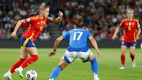 Athenea, la autora del golazo ante Italia, es el verso libre de la Selección