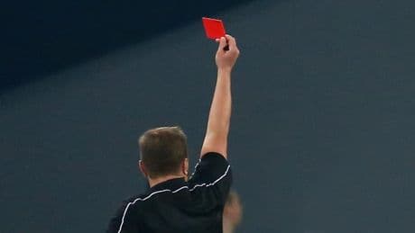 Süper Lig'in en çok  kırmızı kart gören takımı: Futbolcusu 4 kırmızı kart gördü, diğer takımları geride bıraktı