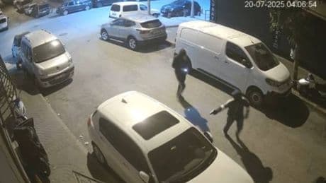 Görüntüler İstanbul'dan: Biri sıktı, biri çekti!